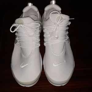 Nike Air size 12 BRS 1000